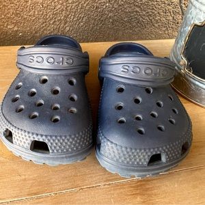 Crocs Kids Classic Clogs Water Shoes Size 5 Child Toddler Navy Blue
